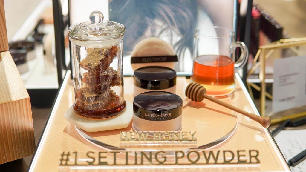 Translucent Loose Setting Powder สี Honey